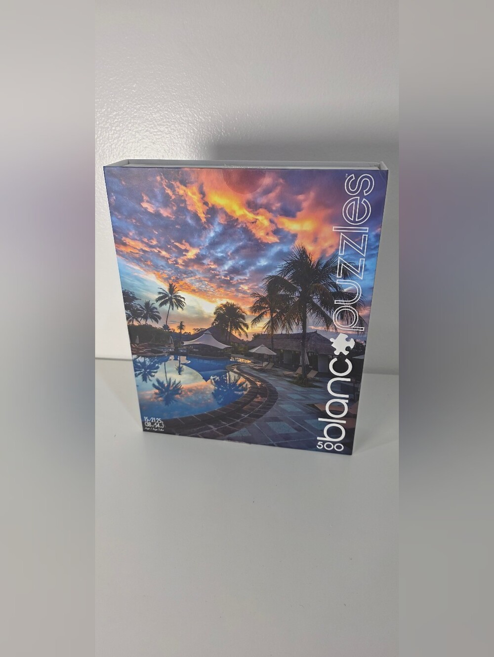 🧩 Blanc 500-Piece Puzzle Tropical Sunset Pool Scene
